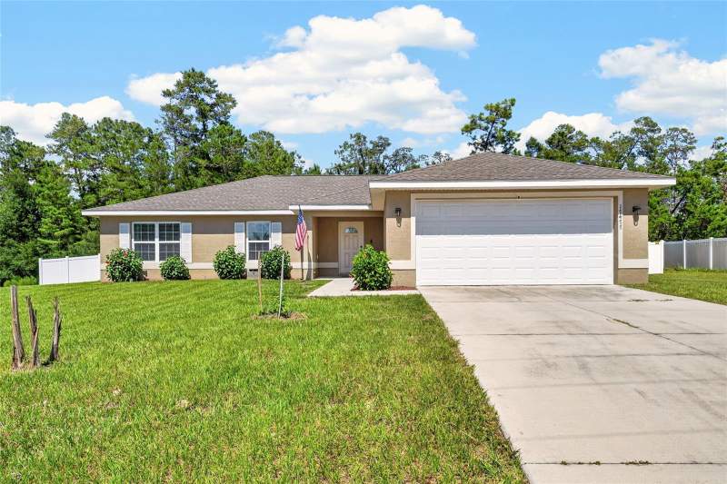 4 bedroom Single Family Residence at 17477 SW 36th Terrace, Marion Oaks Un 06, Ocala — photo 2