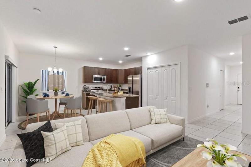 3 bedroom Single Family Residence at 1200 Wahneta Drive, Poinciana Nbrhd 02 West Village 07, Kissimmee — photo 5
