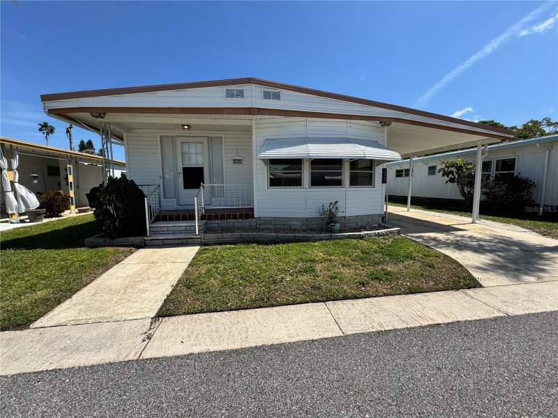 2331 BELLEAIR RD #Lot 237 home for sale in Country Park Co-Op M/H Unrec