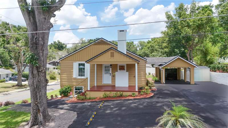 4 bedroom Single Family Residence at 102 N Clayton Street, Brynes, Mount Dora — photo 3