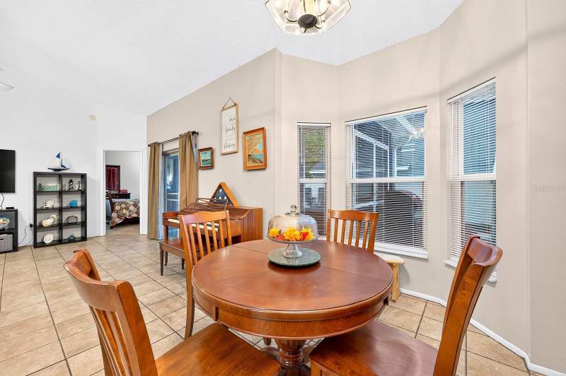 3 bedroom Single Family Residence at 1464 CRAWFORD DRIVE, WOODFIELD OAKS, APOPKA — photo 4