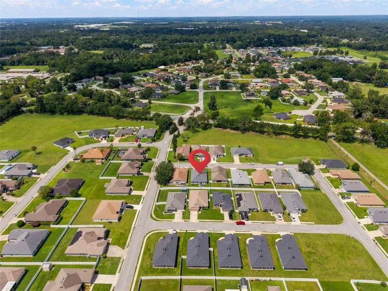 4 bedroom Single Family Residence at 4427 NW 2nd Court, St James Park, Ocala — photo 4