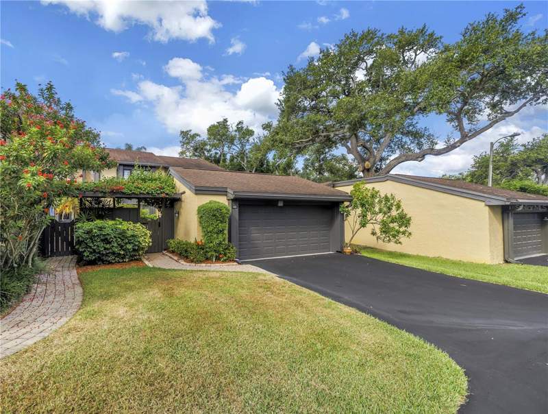 3 bedroom Condominium at 13300 Indian Rocks Road #103, Randolph Farms Condo, Largo — photo 2
