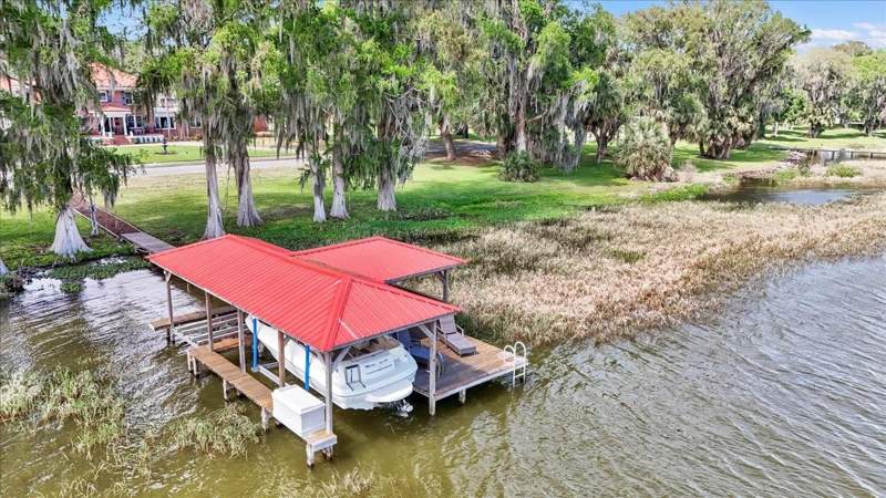 5 bedroom Single Family Residence at 405 Lakeshore Drive, Leesburg Palmora Park, Leesburg — photo 2