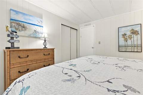 266 Camelot Drive, Nokomis FL - photo 20 of 40