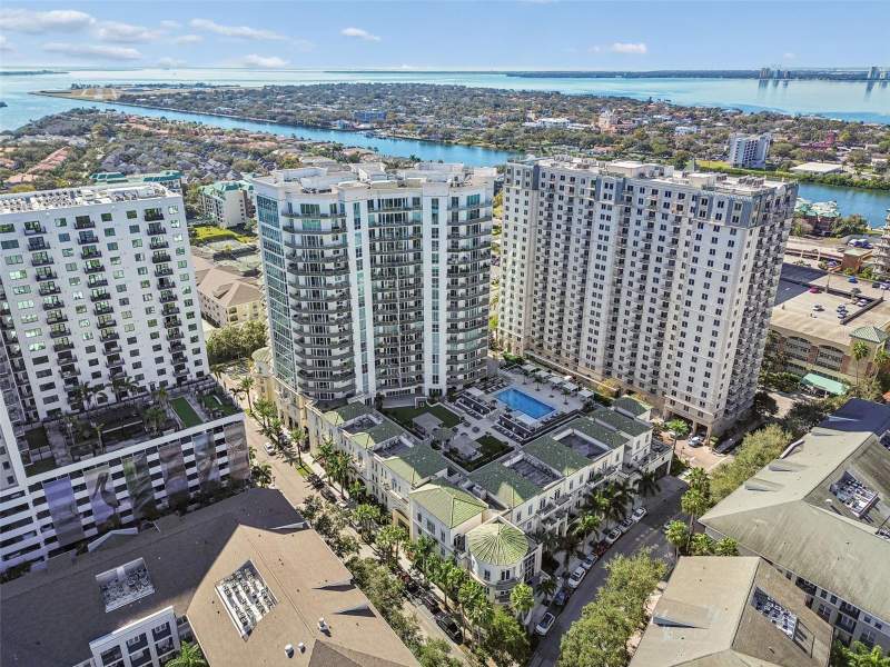 The Plaza Harbour IslandCondos for Sale in Tampa, FL
