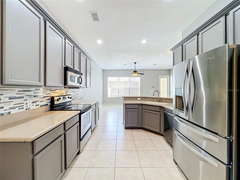 3 bedroom Townhouse at 441 Black Knight Way, Highcroft Pointe Twnhms, Longwood — photo 5