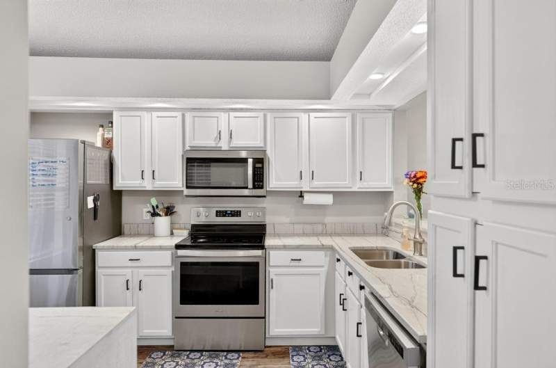 3 bedroom Single Family Residence at 105 Newport Square, Mayfair Meadows, Sanford — photo 3