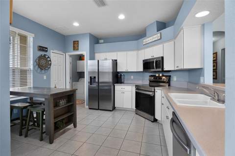 27111 Nostalgia Drive, Leesburg FL - photo 10 of 61