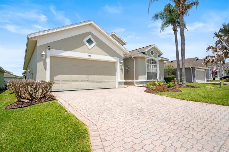 3 bedroom Single Family Residence at 223 Ridge View Drive, Ridgewood Lakes Village 05B, Davenport — photo 2