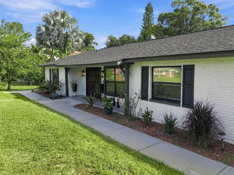 4 bedroom Single Family Residence at 7913 Flowerfield Drive, Pat Acres 7th Add, Tampa — photo 5