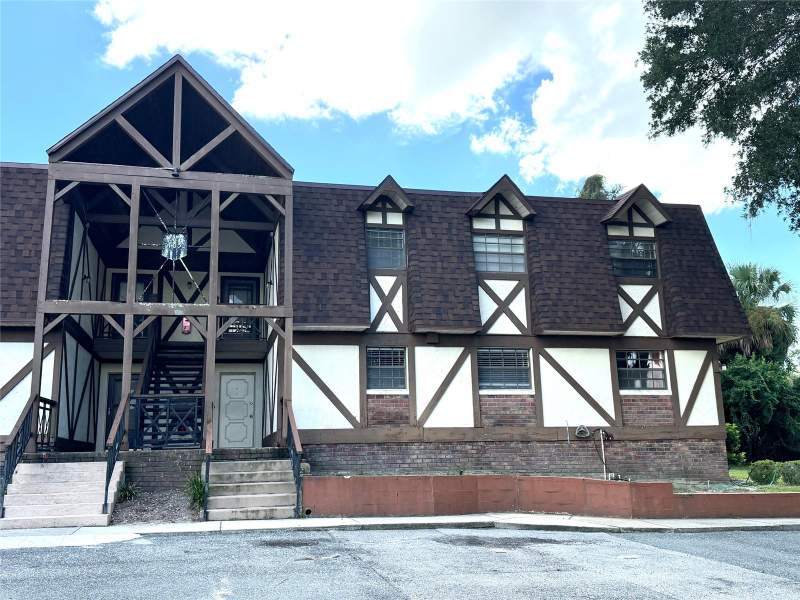 500 NEWELL HILL ROAD #105B home for sale in Leesburg Chesterbrook 02 Condos for Sale: 2 Units, Median $75K