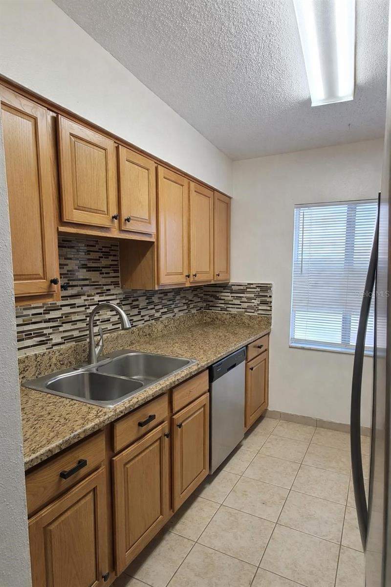 2 bedroom Condominium at 7516 Needle Leaf Place #43, Place One A Condo, Tampa — photo 3