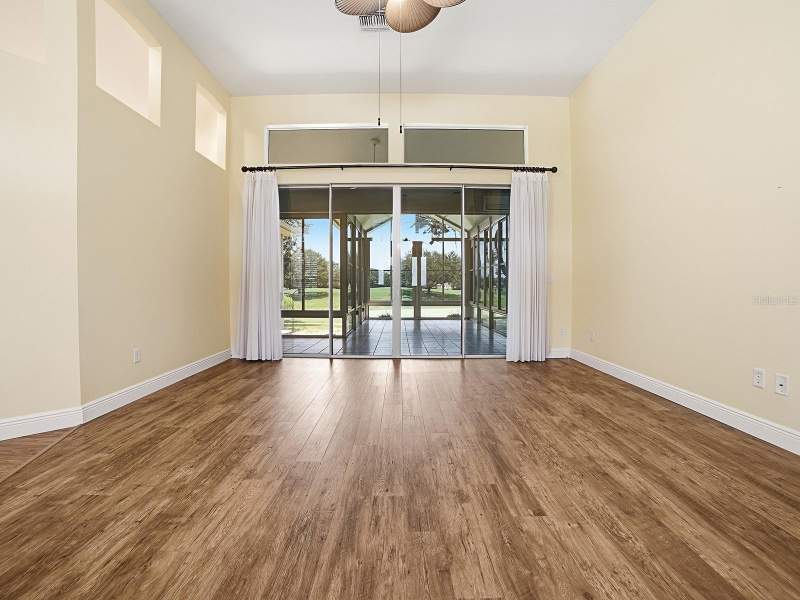 3 bedroom Single Family Residence at 17627 SE 88th Covington Circle, The Villages, The Villages — photo 4