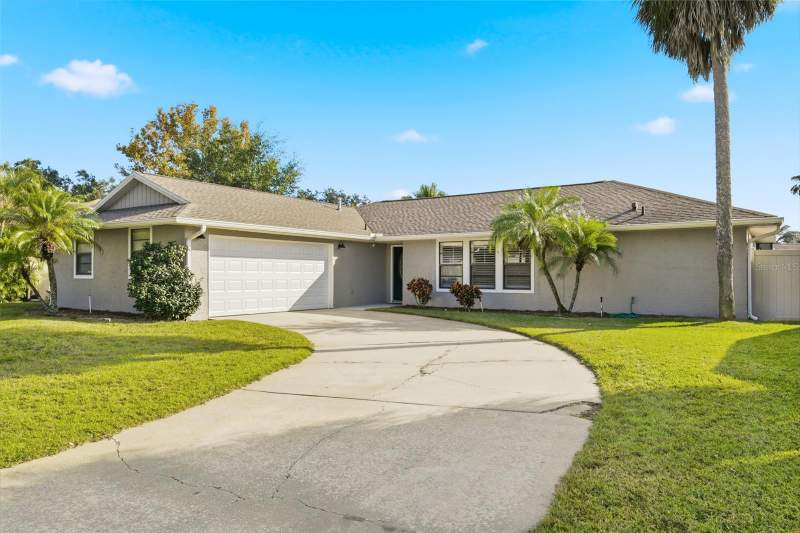 Clubhouse Estates
