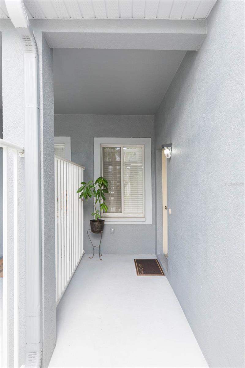 3 bedroom Townhouse at 18136 Nassau Point Drive, Nassau Pointe Twnhomes At Heri, Tampa — photo 3