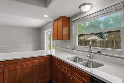 960 Apple Lane, Altamonte Springs FL - photo 13 of 29