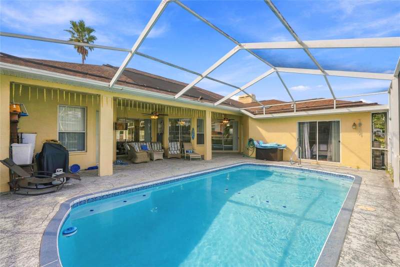 3 bedroom Single Family Residence at 3352 St Ives Boulevard, Pristine Place Ph 1, Spring Hill — photo 2