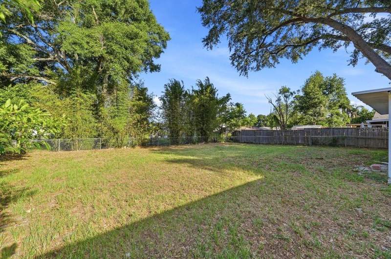 3 bedroom Single Family Residence at 137 Lowell Road, Garden Grove, Winter Haven — photo 2