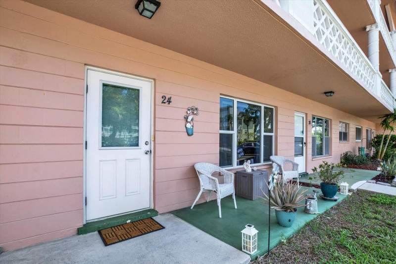 1 bedroom Condominium at 2458 Columbia Drive #24, On Top Of The World, Clearwater — photo 2
