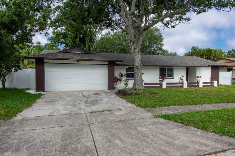 3 bedroom Single Family Residence at 1689 Monterey Drive, Monterey Gardens, Clearwater — photo 3