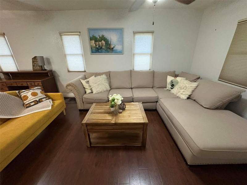 2 bedroom Single Family Residence at 1040 S Ohio Ave, Dixieland Rev, Lakeland — photo 2