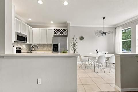 9420 Georgian Park Lane #108, Tampa FL - photo 13 of 76