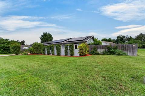 1120 Lakemont Drive, Valrico FL - photo 10 of 88