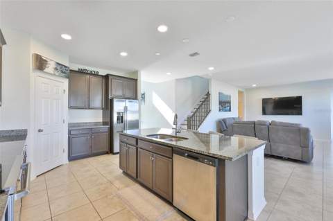 2927 Marine Grass Drive, Wimauma FL - photo 9 of 54