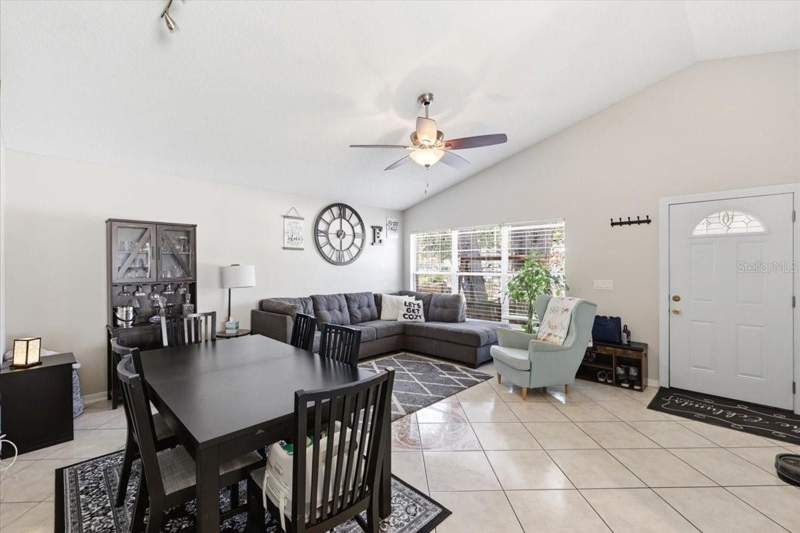 3 bedroom Single Family Residence at 342 WINDFORD COURT, PARK AVE ESTATES, WINTER GARDEN — photo 4