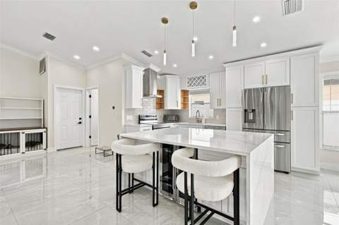 3817 105th Avenue, Clearwater FL - photo 15 of 94