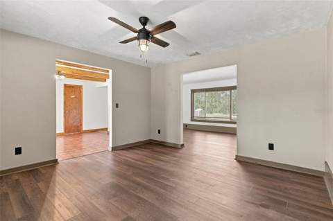 340 Kiwanis Circle, Chuluota FL - photo 8 of 37