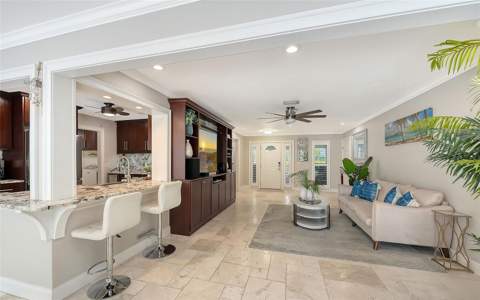 121 Holly Avenue, Sarasota FL - photo 11 of 41