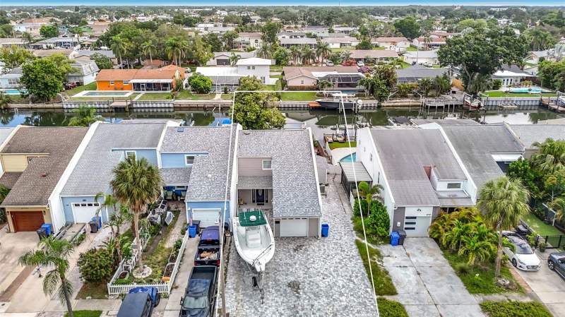 3 bedroom Single Family Residence at 8725 Bay Pointe Drive, Bay Crest Park Unit 21, Tampa — photo 5