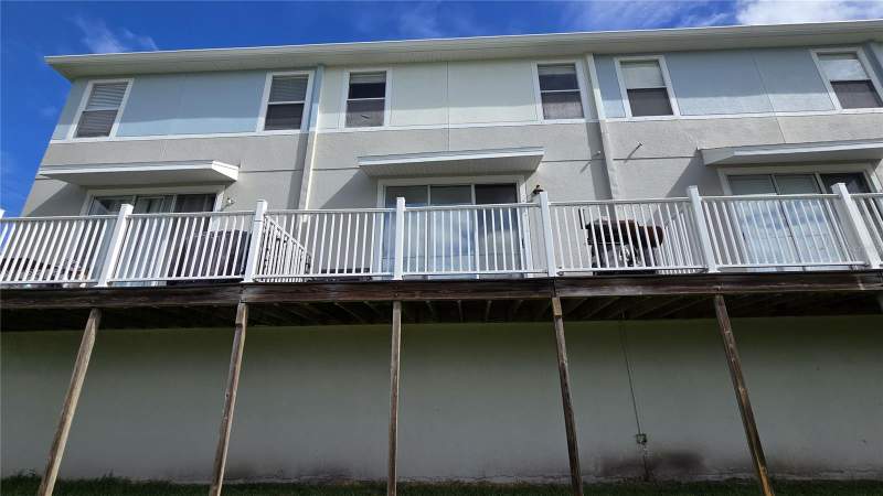 3 bedroom Townhouse at 1507 Talisker Drive, Highland Glen, Clearwater — photo 2