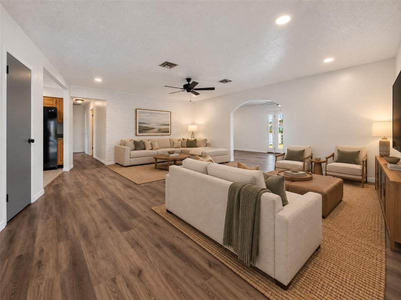 3 bedroom Single Family Residence at 4014 Alabama Avenue, Shore Acres Overlook Sec, St Petersburg — photo 2