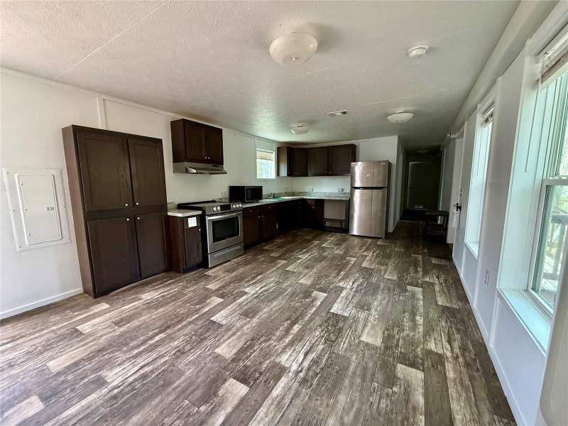 3 bedroom Manufactured Home at 2716 Fast Trot Trail, Lake Pierce Ranchettes First Add, Lake Wales — photo 3