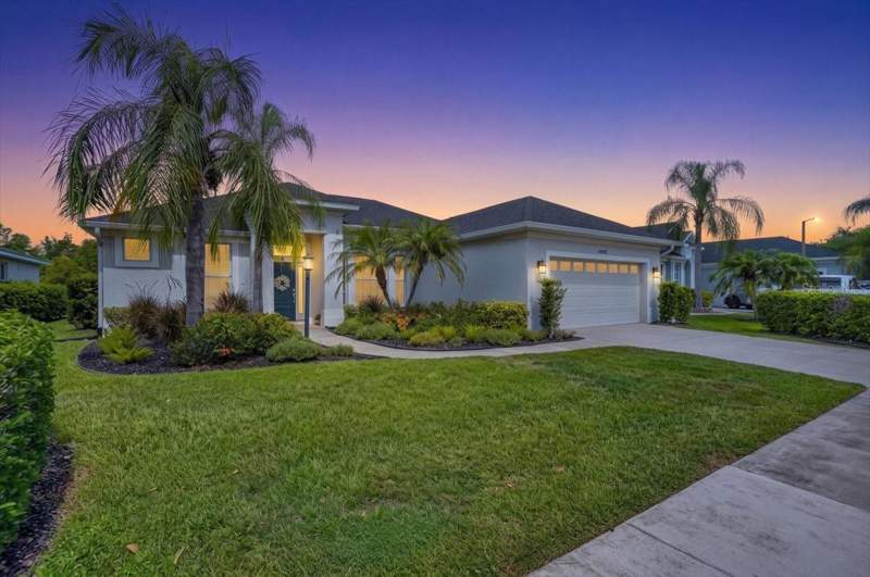 4 bedroom Single Family Residence at 14003 Nighthawk Terrace, Greenbrook Village Subphase K, Lakewood Ranch — photo 4