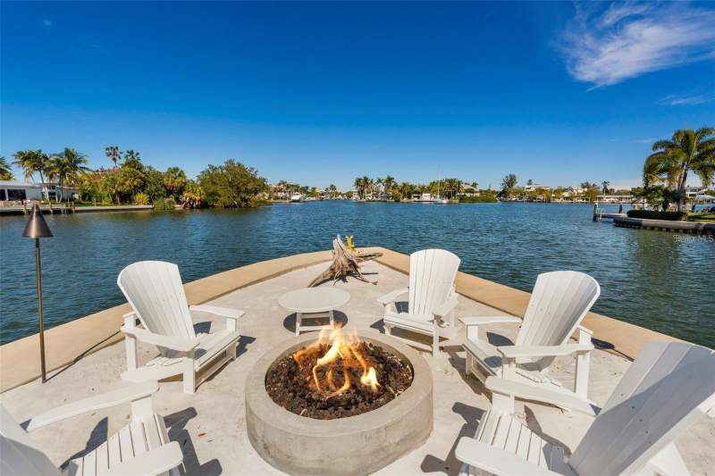 4 bedroom Single Family Residence at 242 Oak Avenue, Bimini Bay Estates, Anna Maria — photo 5