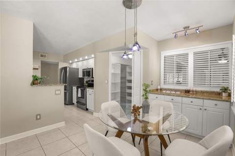 1004 Muirfield Court, Oviedo FL - photo 12 of 41