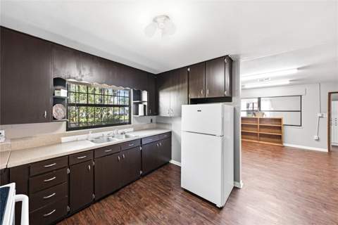 5207 10th Street, Zephyrhills FL - photo 18 of 44