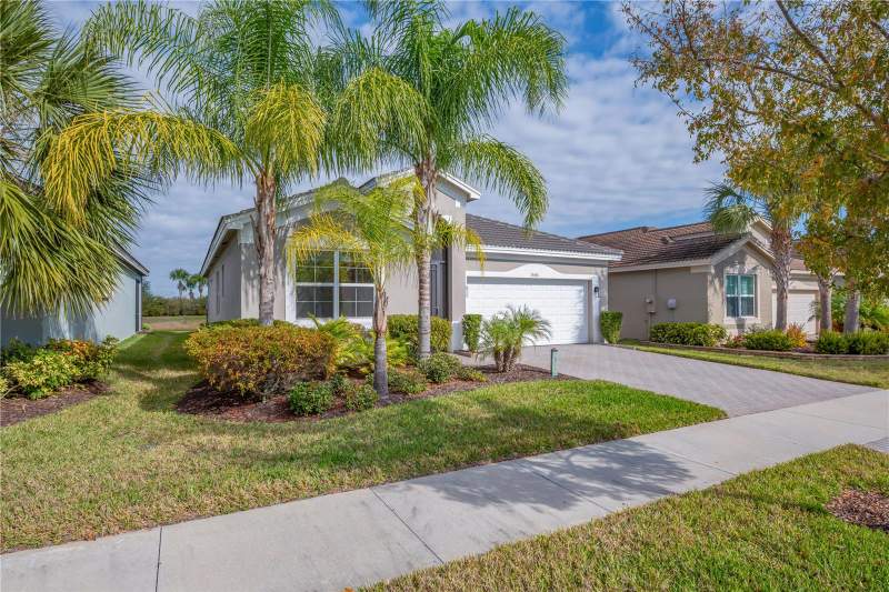 2 bedroom Single Family Residence at 15433 Santa Pola Drive, Valencia Del Sol, Wimauma — photo 2
