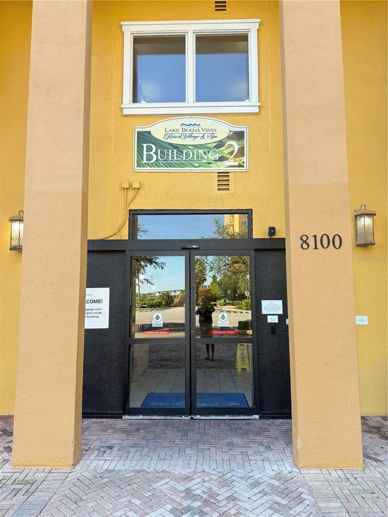3 bedroom Condo - Hotel at 8100 Poinciana Boulevard #2601, Lake Buena Vista Residence Village I, Orlando — photo 2
