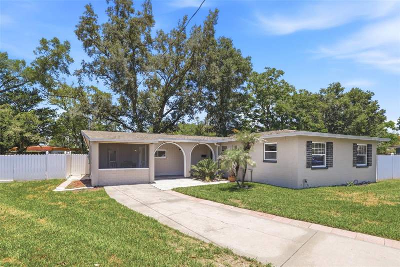 3 bedroom Single Family Residence at 511 Oxford Court, Crystal Lake Terrace, Orlando — photo 3