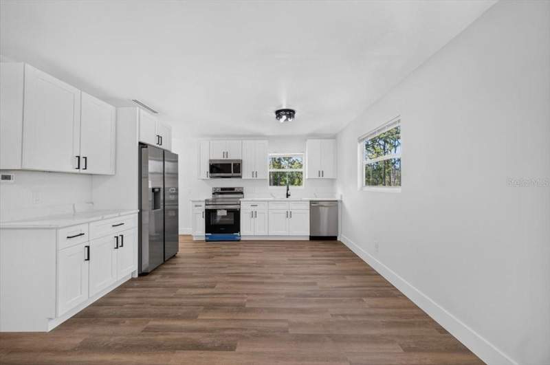2 bedroom Single Family Residence at 28060 Chrysalis Drive, Trop G A, Punta Gorda — photo 5