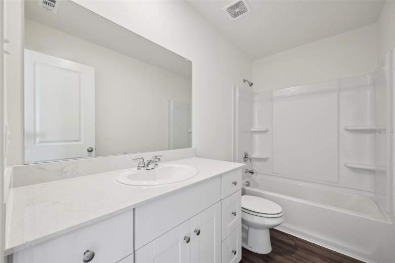 3 bedroom Single Family Residence at 10526 Curving Creek, Oakfield Lakes, Parrish — photo 4