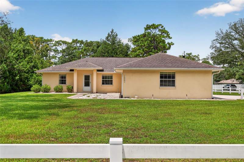 2 bedroom Single Family Residence at 16200 SE 91st Court, Pinehurst/Orange Blossom Hills, Summerfield — photo 3