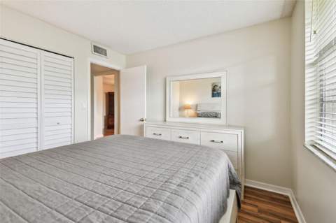 5095 Bay Street #103, St Petersburg FL - photo 18 of 27