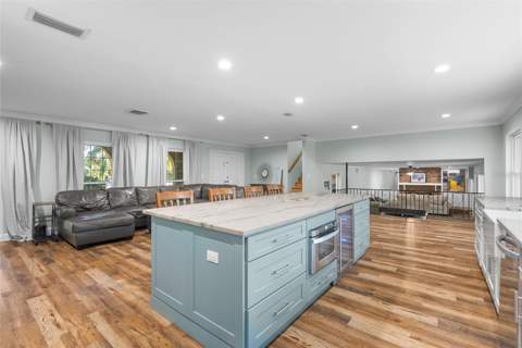 13355 Park Boulevard, Seminole FL - photo 10 of 71