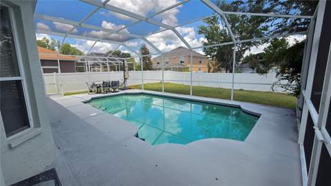10422 Glen Willow Lane, Tampa FL - photo 8 of 46